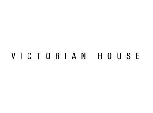 VICTORIAN HOUSE
(维多利亚的房子)